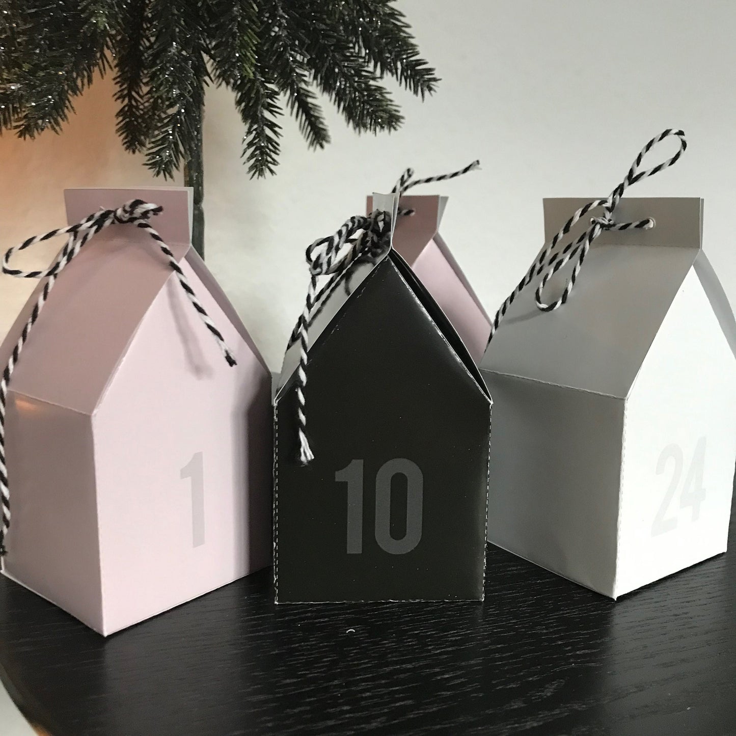 Adventskalender Häuschen Bastelset Modern